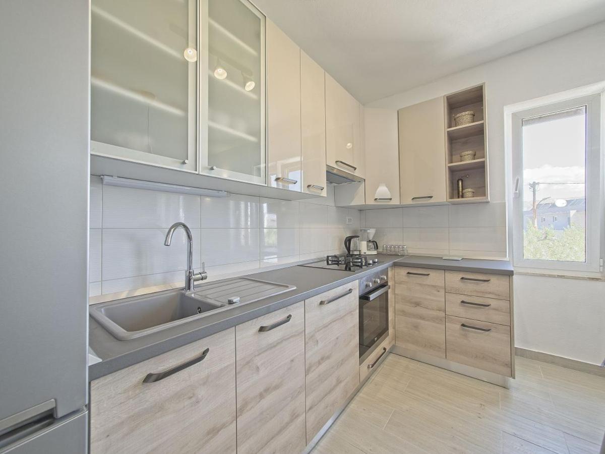 Apartman Nikica Postira Zewnętrze zdjęcie